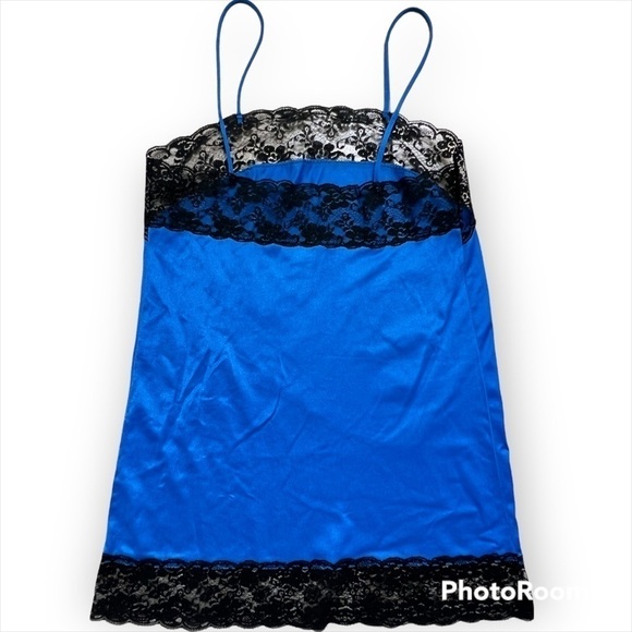 Vintage Nylon slip cami dress with spaghetti straps and contrast lace accent,  S - Picture 2 of 7